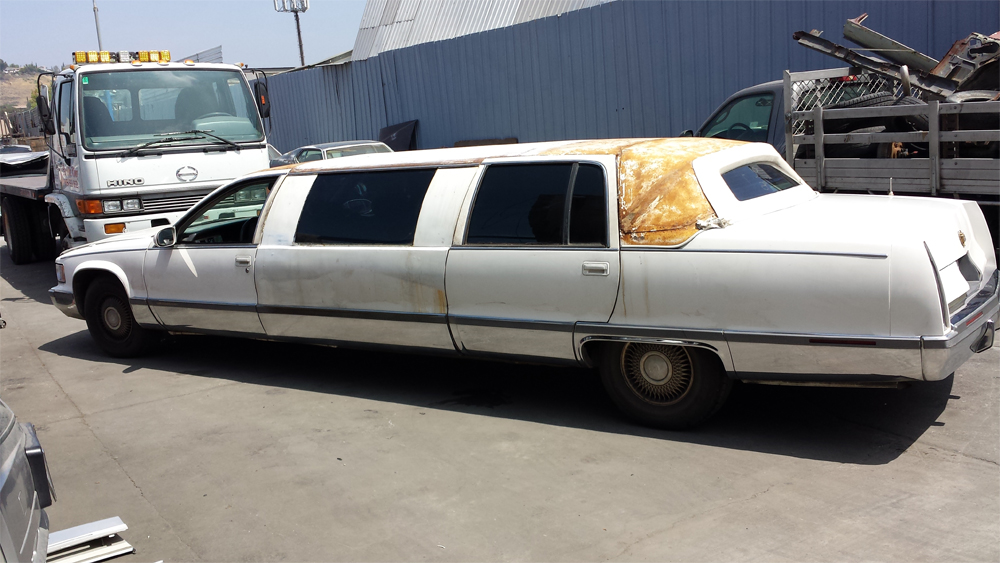 (image for) 1996 Fleetwood Brougham Limousine