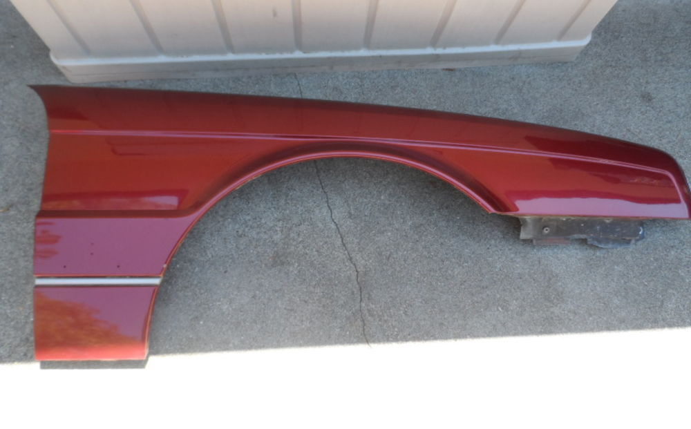 (image for) 1987 - 1993 CADILLAC ALLANTE ORIGINAL OEM RIGHT FENDER USED